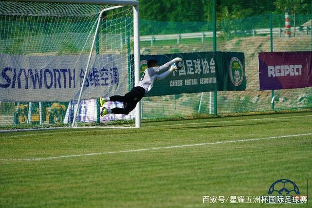 上海腾出4.4亿立方米库容应对台风，今晚拟转移逾1.8万人
