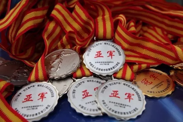 演员的多面性：刘小北在《早春晴朗》中的惊艳表现