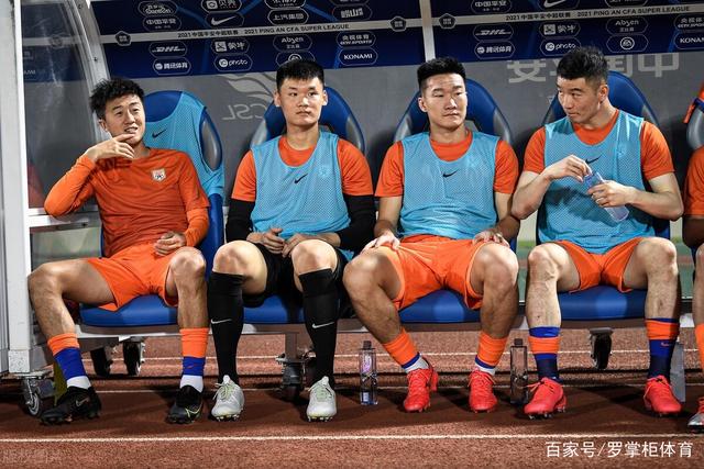 骑士媒体人：德罗赞可以在哈登或米切尔下场时成为第二进攻选择